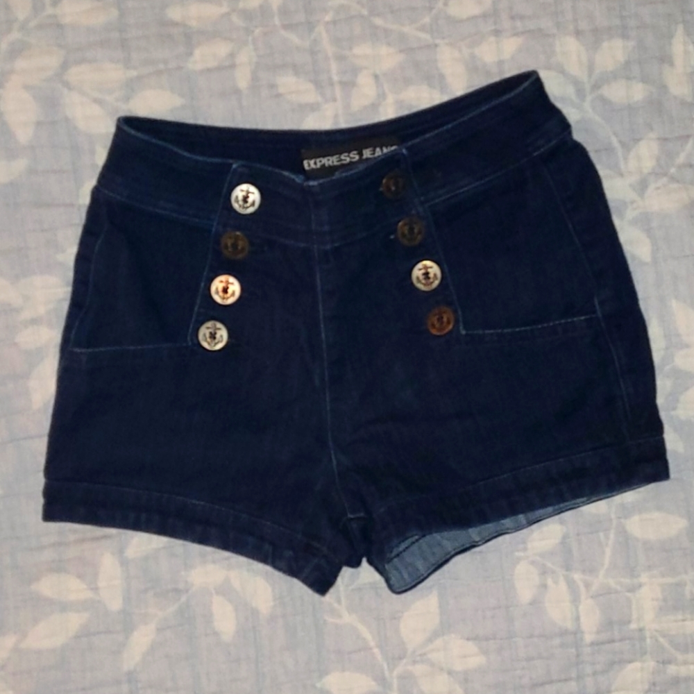 Jean shorts Express size 4